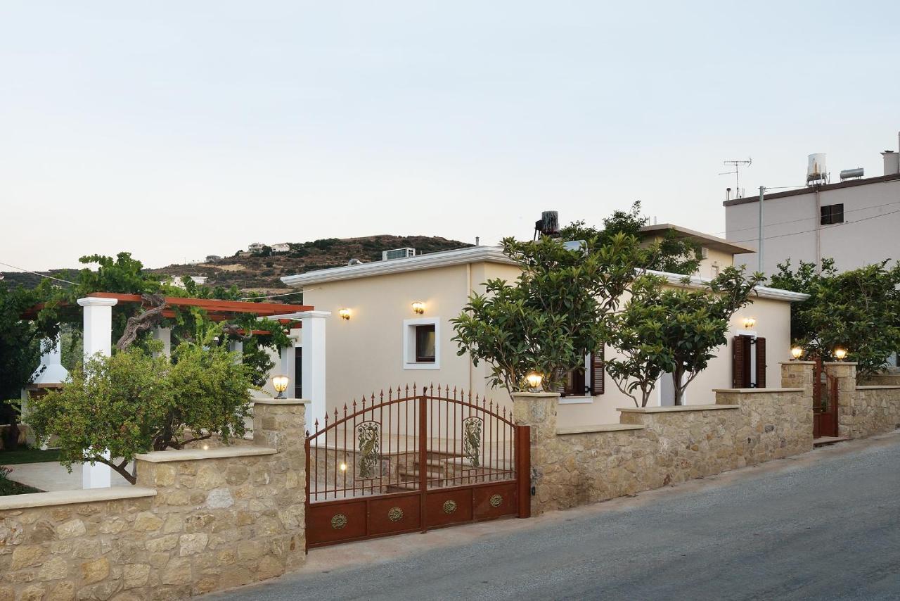 Anna 's House - Garden In Holiday home Kissamos